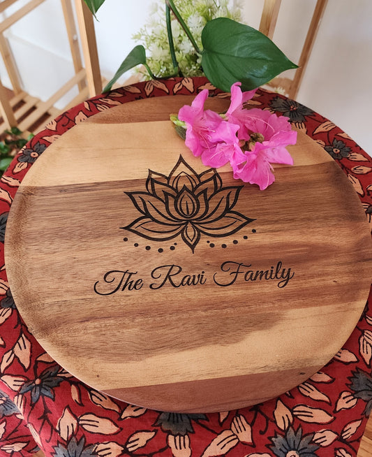 Round wooden tray