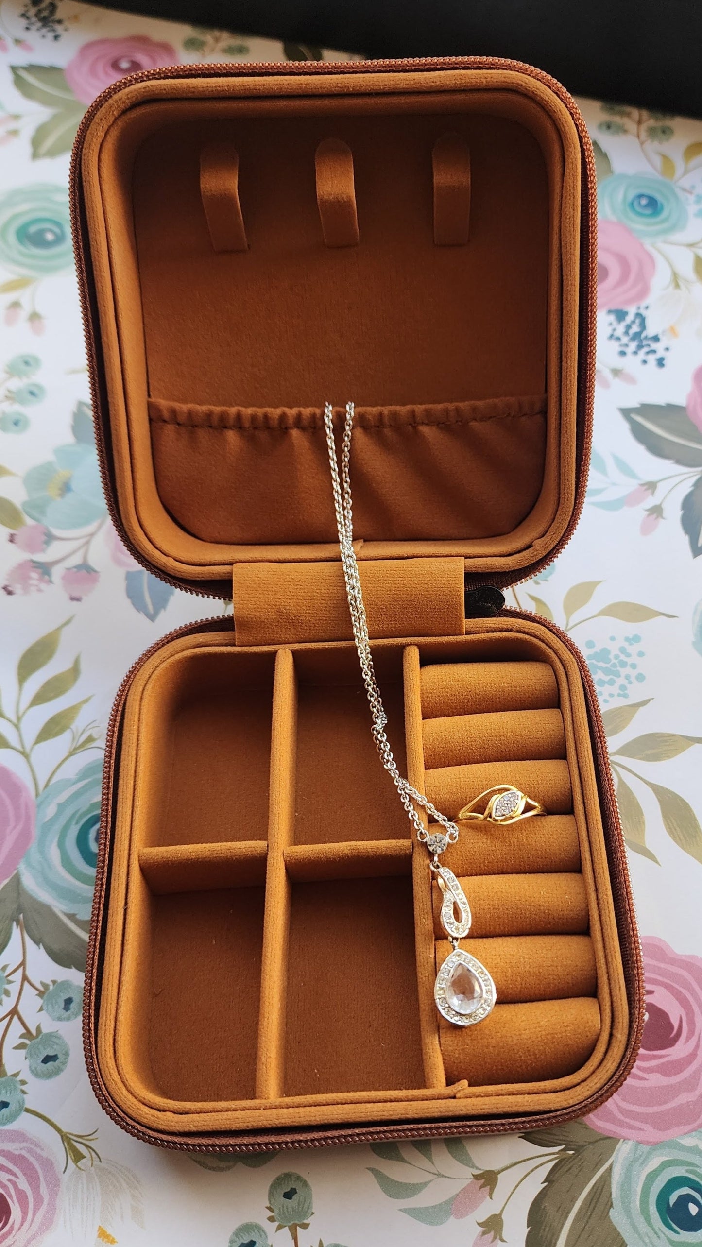 Travel Jewelry case